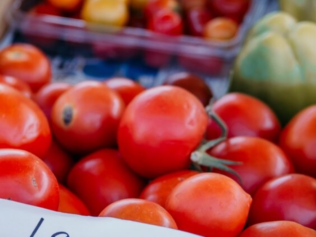 small market tomatoes